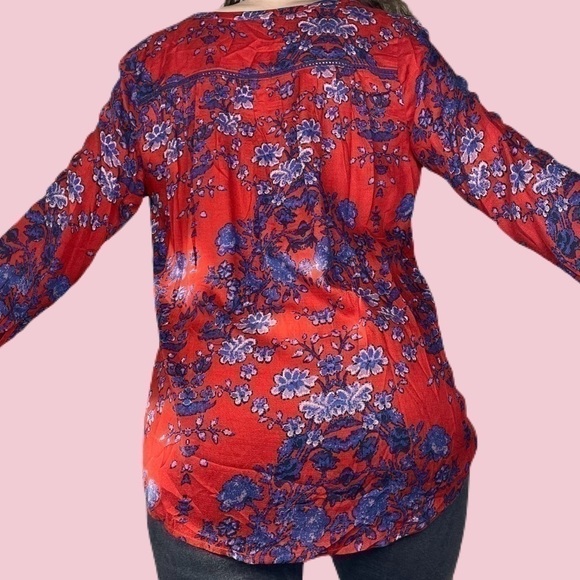 Lucky Brand Red Blue Floral Print Button Down Shirt
100% Cotton - Picture 5 of 10